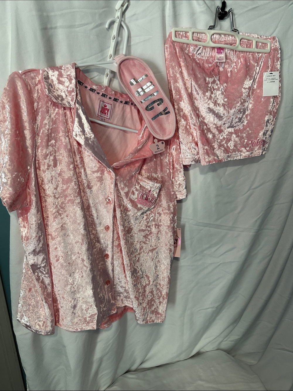 Juicy Couture Light Pink Crushed Velvet Pajama Set with Sleep Mask